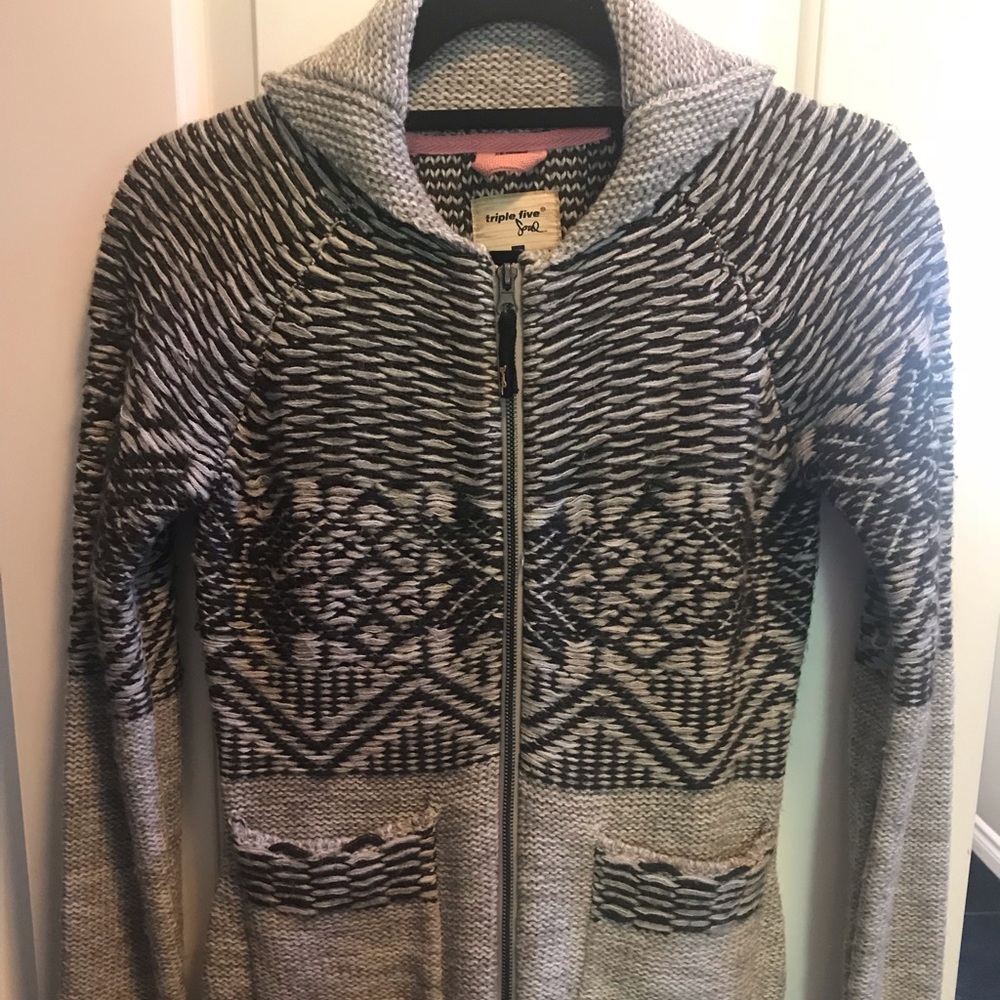 Women’s Knit sweater